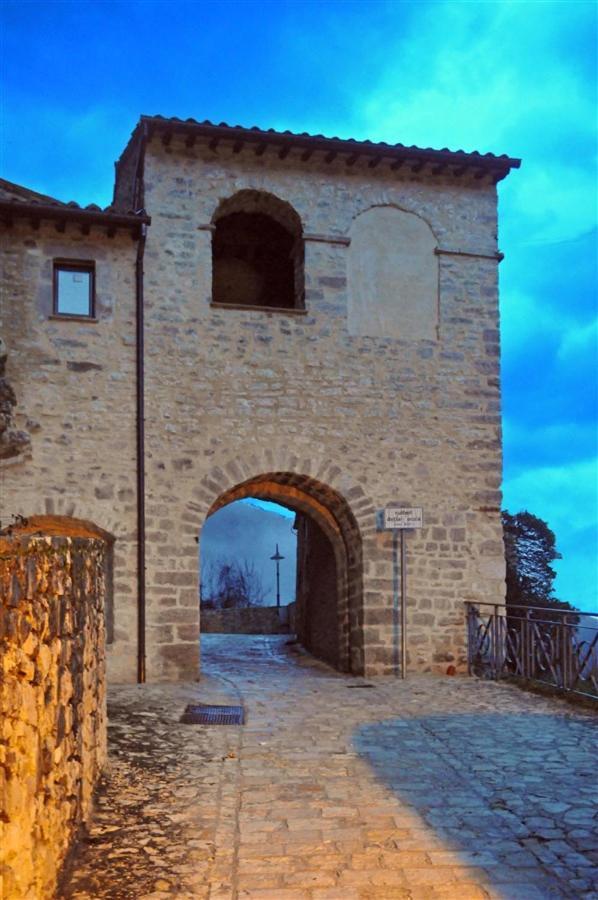 Appartamento La Casa Di Carlotta Cerreto di Spoleto Esterno foto